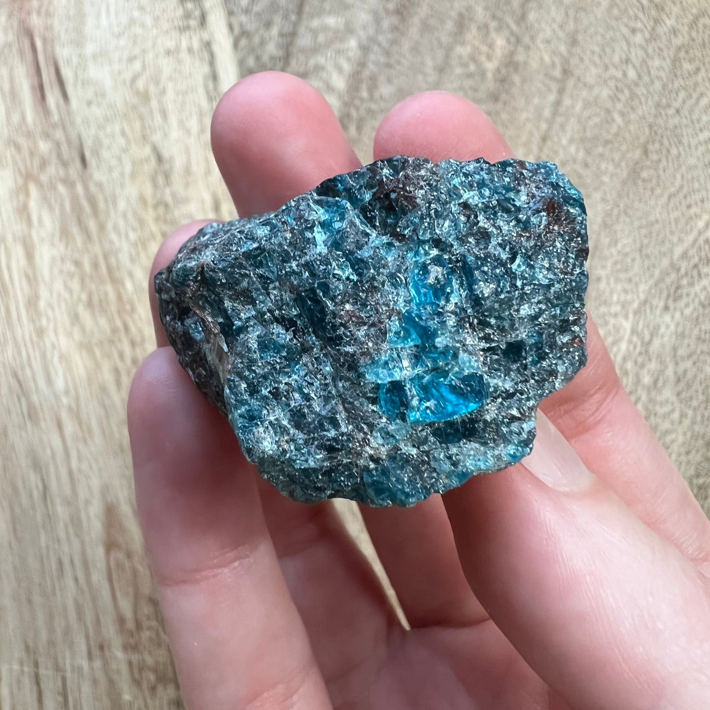 Raw Apatite